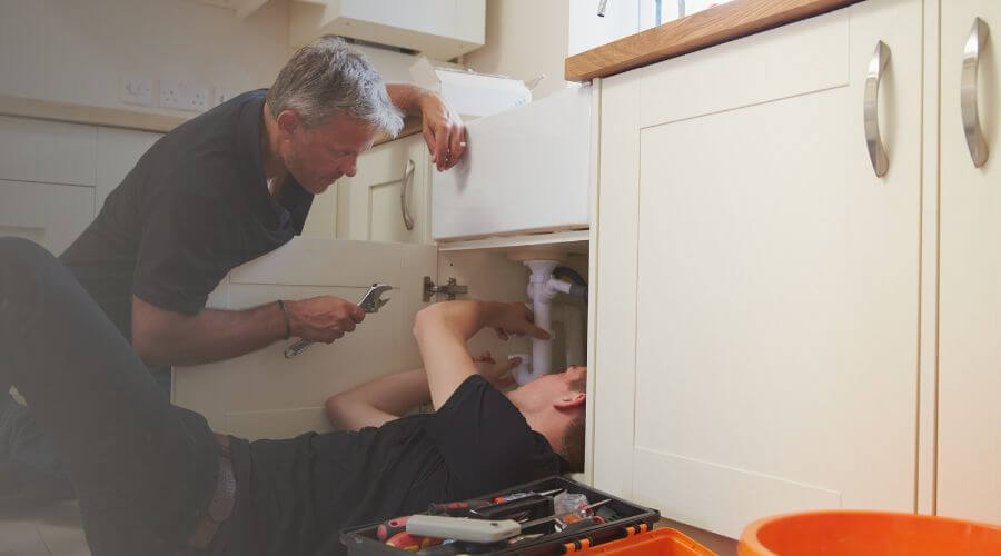 Local water heater installation in Weaubleau, MO